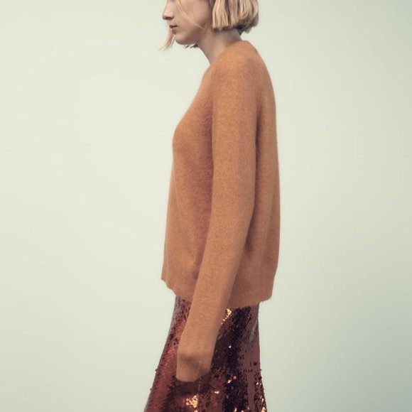 NWT ALPACA AND WOOL BLEND ORANGE BROWN CAMEL SWEATER. - Picture 4 of 10